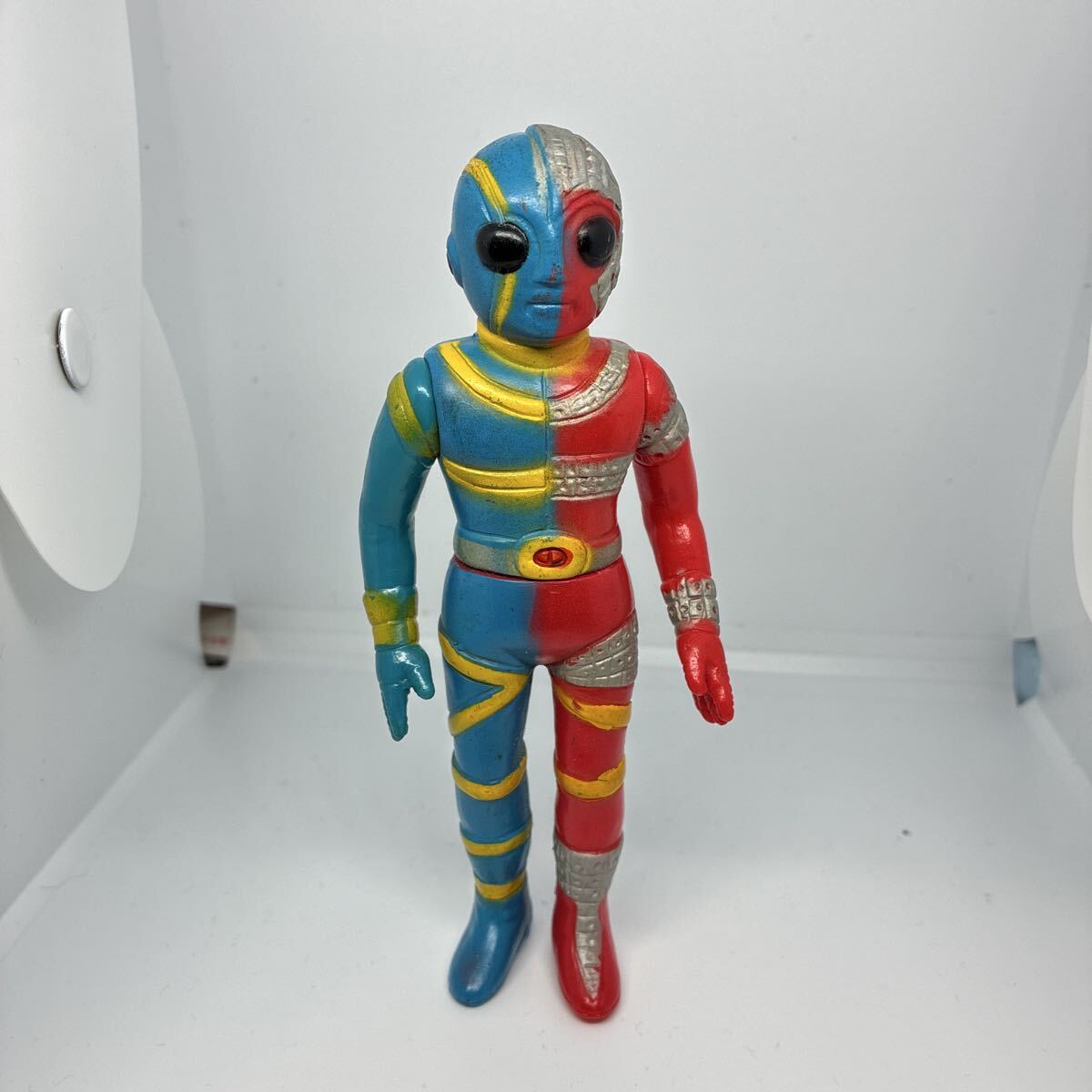 Yahoo!オークション -「キカイダー ソフビ タカトク」の落札相場・落札価格