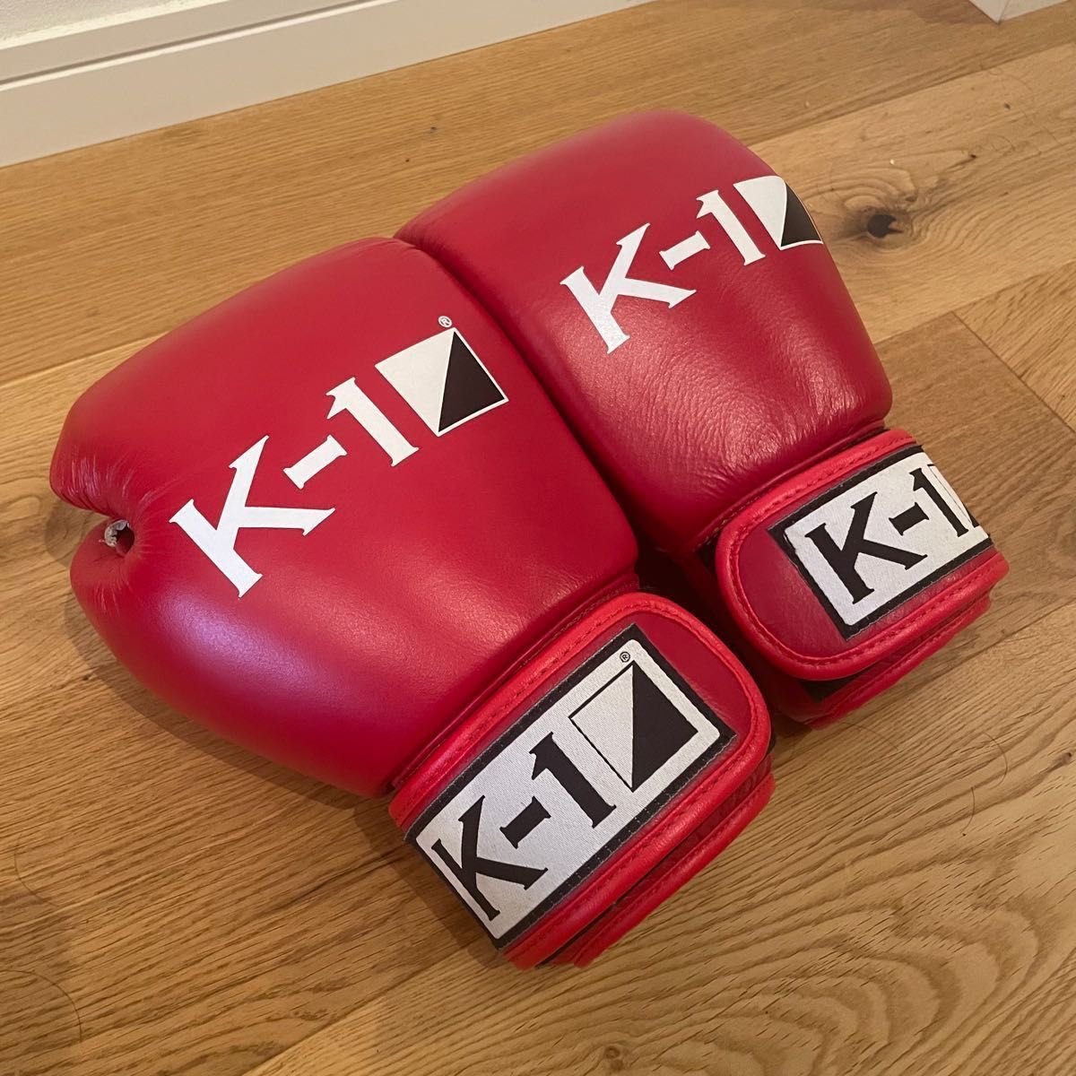 K-1 サイン入り ショップ ボクシンググローブ 赤 K-1 サイン入り