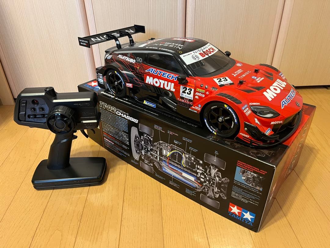 タミヤ 1/10 モチュールオーテックZ RCメカ バッテリー、充電器つき
